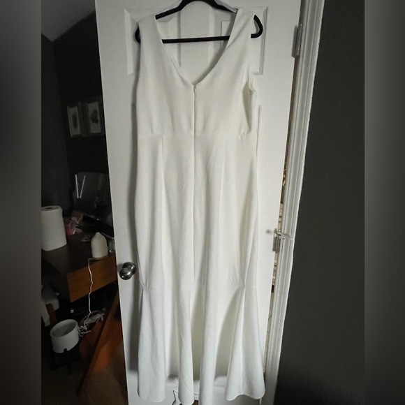 Betsy & Adam Plus Size White High Low V- Neck Dress - Picture 3 of 3